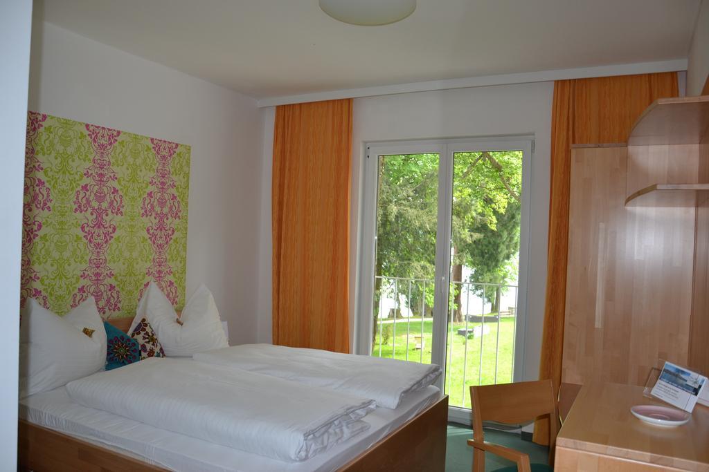 Das Grafengut Hotel Nussdorf am Attersee Bilik gambar